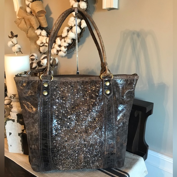 Frye Handbags - HTF Frye Deborah Leather Studded Zip Tote Chocolate Brown Retail $598